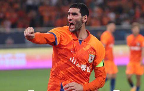 【中超】费莱尼2球李源一克雷桑远射 泰山4比0沧州